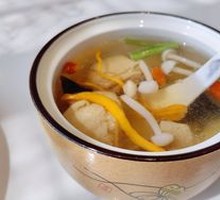 Stone Ear and Chicken Soup