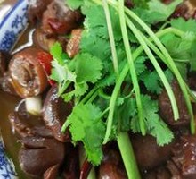 Pork Tail and Duck Gizzard Stew