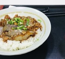 Freshly Ground Soy Milk