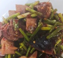 Cured Chicken Leg Wooden Bucket Rice
