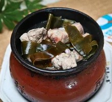 Kelp and Pork Rib Soup