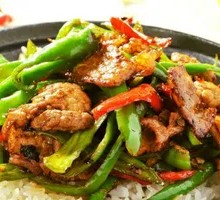 Bell Pepper and Pork Stir-Fry Rice Bowl