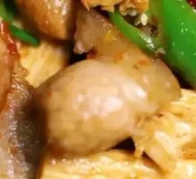 Fried Tofu Skin with Spicy Pork