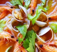 Sour and Spicy Sea Flower Rice Noodles
