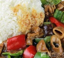 Braised Intestine Wooden Bucket Rice