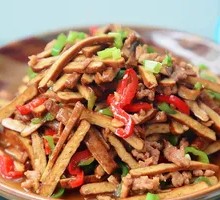Fried Tofu and Pork Rice in Clay Pot