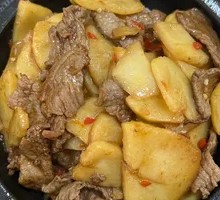 Potato Beef Clay Pot Rice