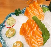 Salmon Sashimi