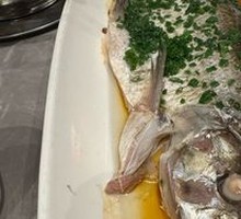 Steamed White Water Fish with Pickled Wrap