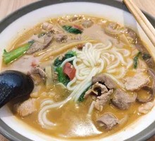 Guilin Fresh Meat Sour and Spicy Noodles
