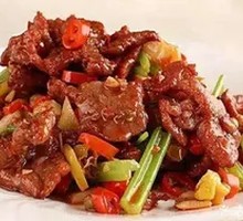 Stir-Fried Beef with Yellow Onion