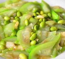 Loofah and Edamame Stir-Fry