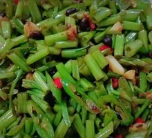 Stir-fried Water Spinach Stems with Fermented Black Beans
