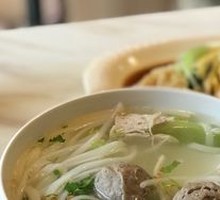 Shantou Beef Meatball Rice Noodle Soup