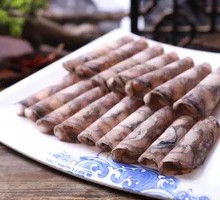 Health-Preserving Black Chicken Rolls