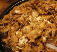 Grilled Beef on Iron Plate