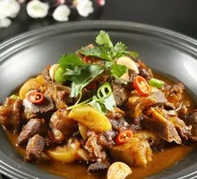 Radish Braised Beef Tail