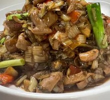 Anhui-style Fermented Cabbage Stir-fried Intestines