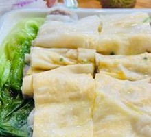 Beef and Egg Rice Noodle Roll