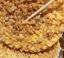 Golden Deep-Fried Egg Roll