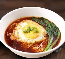 Pan-Fried Egg Noodles