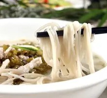 Pickled Cabbage with Shredded Pork