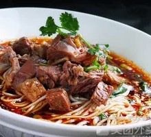 Homestyle Braised Beef Noodles