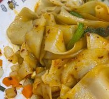 Oil-Poured Hand-Torn Noodles