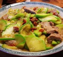 Stir-Fried Beef with Zucchini