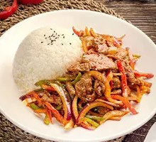 Onion Stir-Fried Beef Rice Bowl