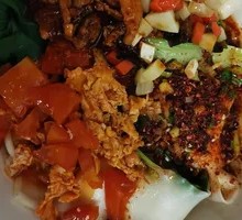 Spicy Oil-Poured Knife-Cut Noodles