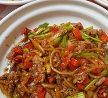 Stir-Fried Fresh Yellow Beef