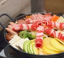 Classic Military Rice Cake Hot Pot