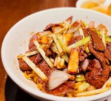 Sizzling Pork Liver Noodles