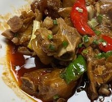 Braised Pig's Feet