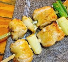 Grilled Chicken and Scallion Skewers