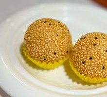 Flowing Sand Sesame Ball