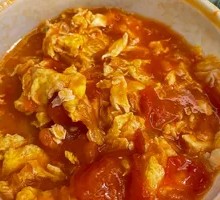 Scrambled Eggs with Tomatoes
