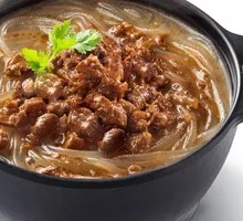 Beef Noodle Soup in Clay Pot