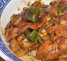 Clam and Pork Liver Noodles