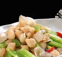 Stir-Fried Celery with Lily Bulbs