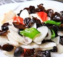 Stir-fried Yam with Wood Ear Mushrooms