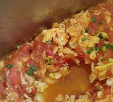 Tomato and Egg Stir-Fry