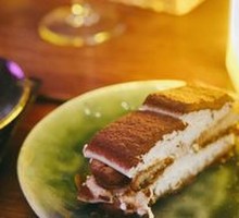 Plum-flavored Tiramisu