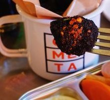 Black Spicy Chicken Bites