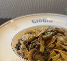 Italian Tagliatelle with Porcini and Black Truffle