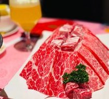 Signature Three-Color Beef Boat