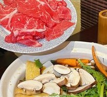 Signature Sukiyaki Hot Pot