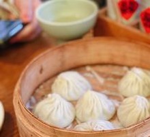 Golden Award First-Class Steamed Buns