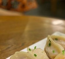 Small Pot Handmade Pork Dumplings